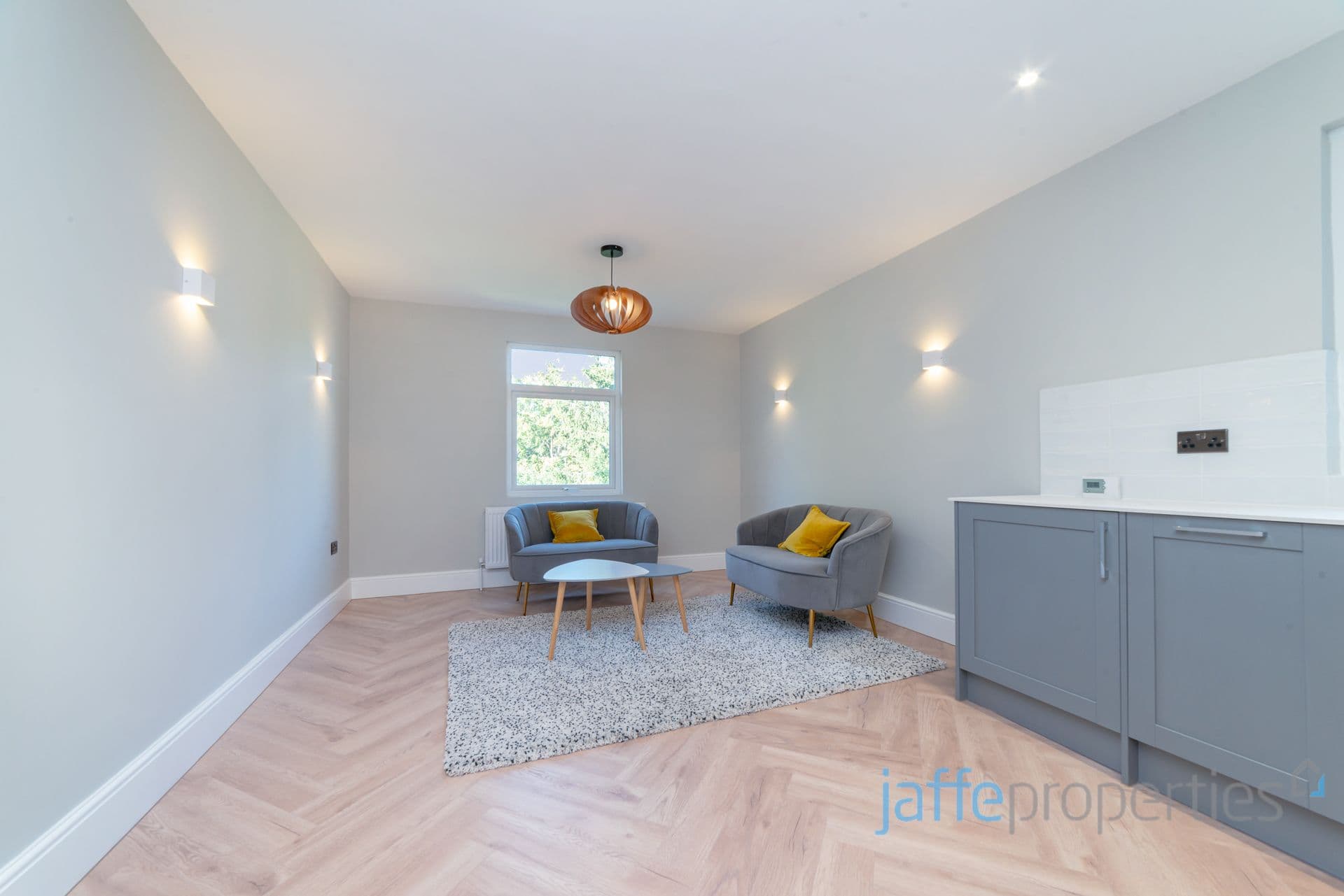 Winchester Avenue, London, NW6 7TT