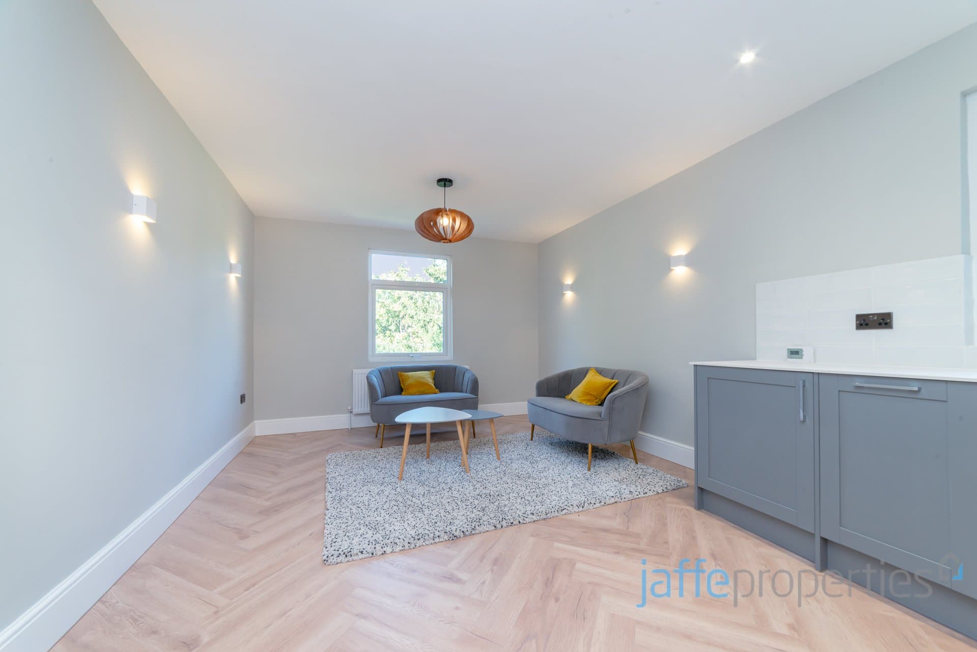 Winchester Avenue, London, NW6 7TT
