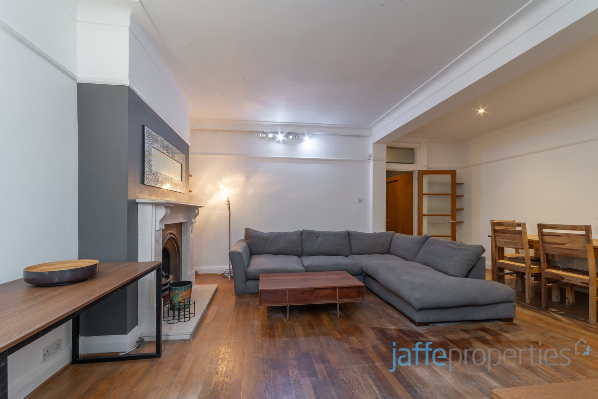 Fortune Green Road, London, NW6 1UE